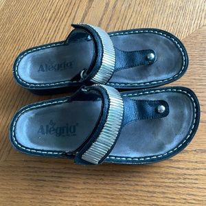 Alegria womens sandals